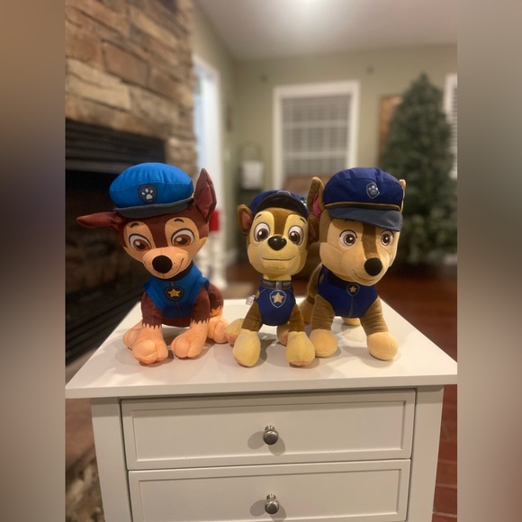 Nickelodeon Paw Patrol Chase stuffed animal lot interactive talking plush - Picture 2 of 6